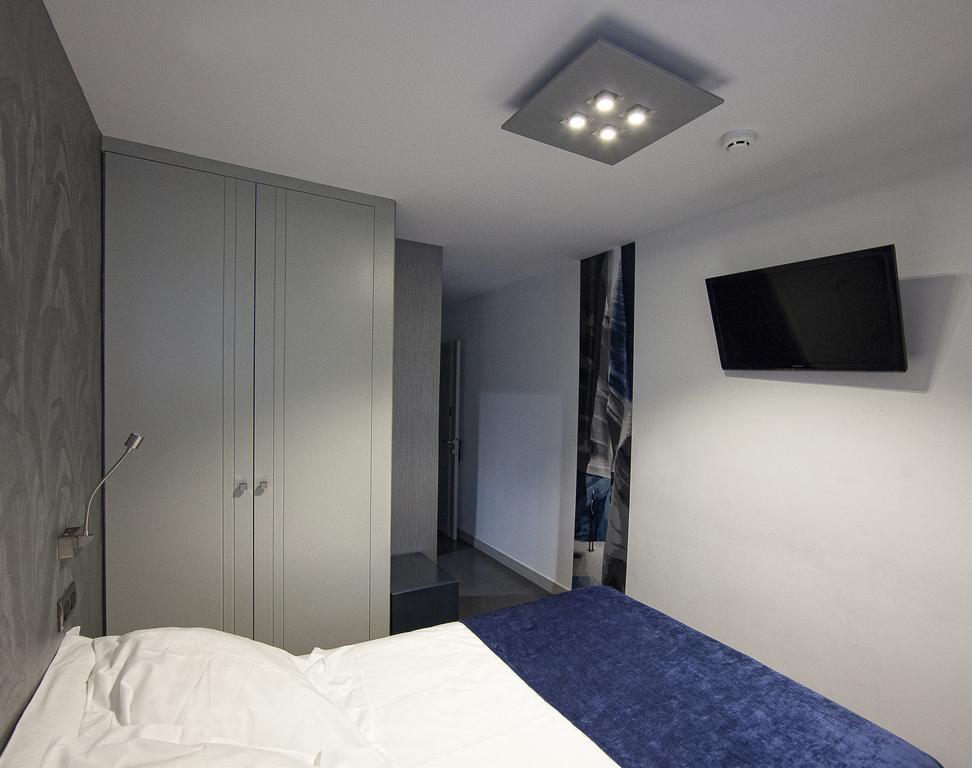 Hostal Averroes Burgo Zewnętrze zdjęcie