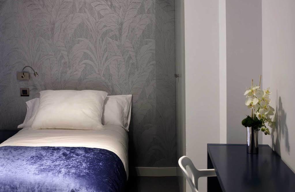 Hostal Averroes Burgo Zewnętrze zdjęcie